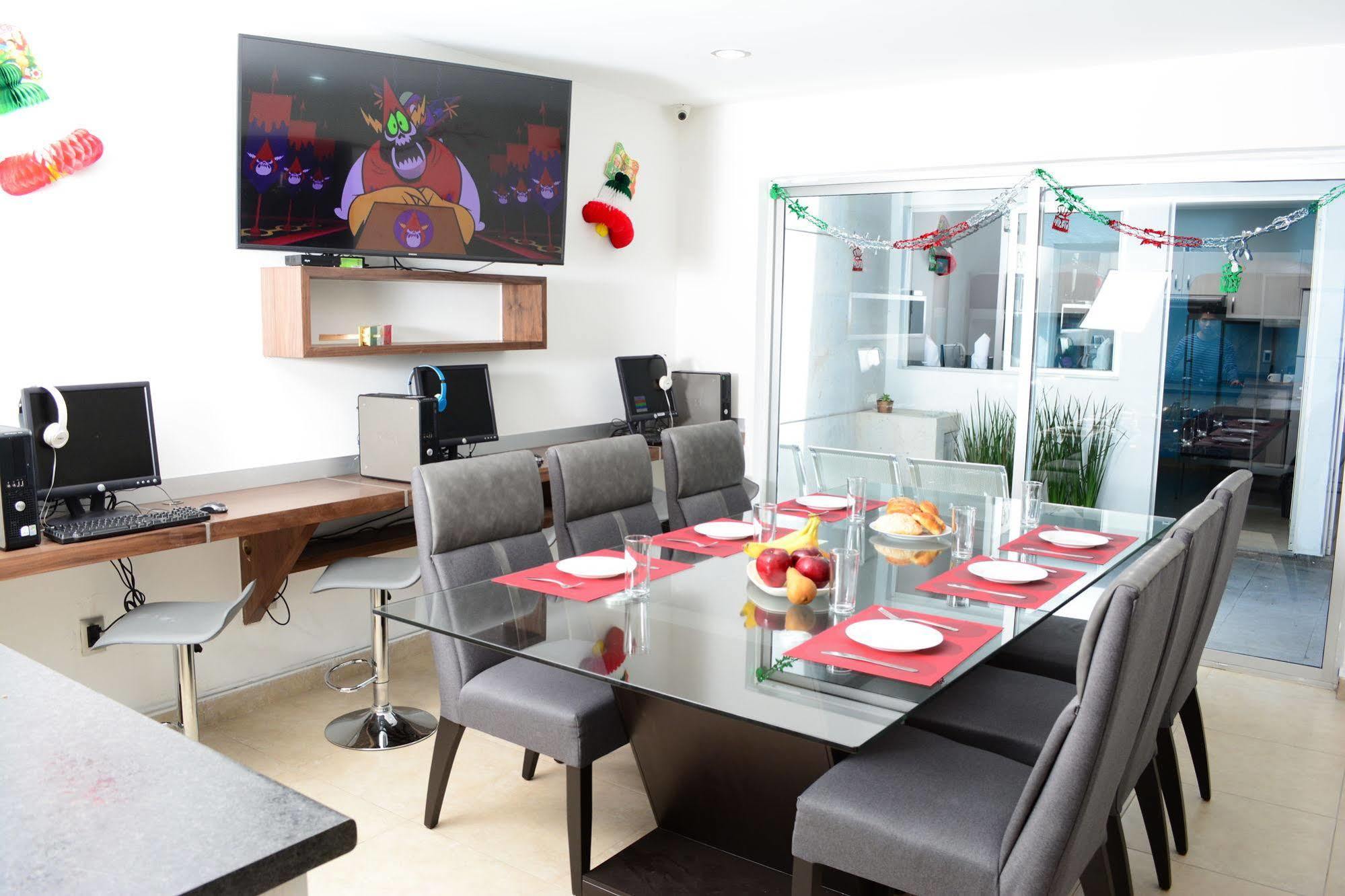 Hostal Be Condesa เม็กซิโกซิตี้ ภายนอก รูปภาพ