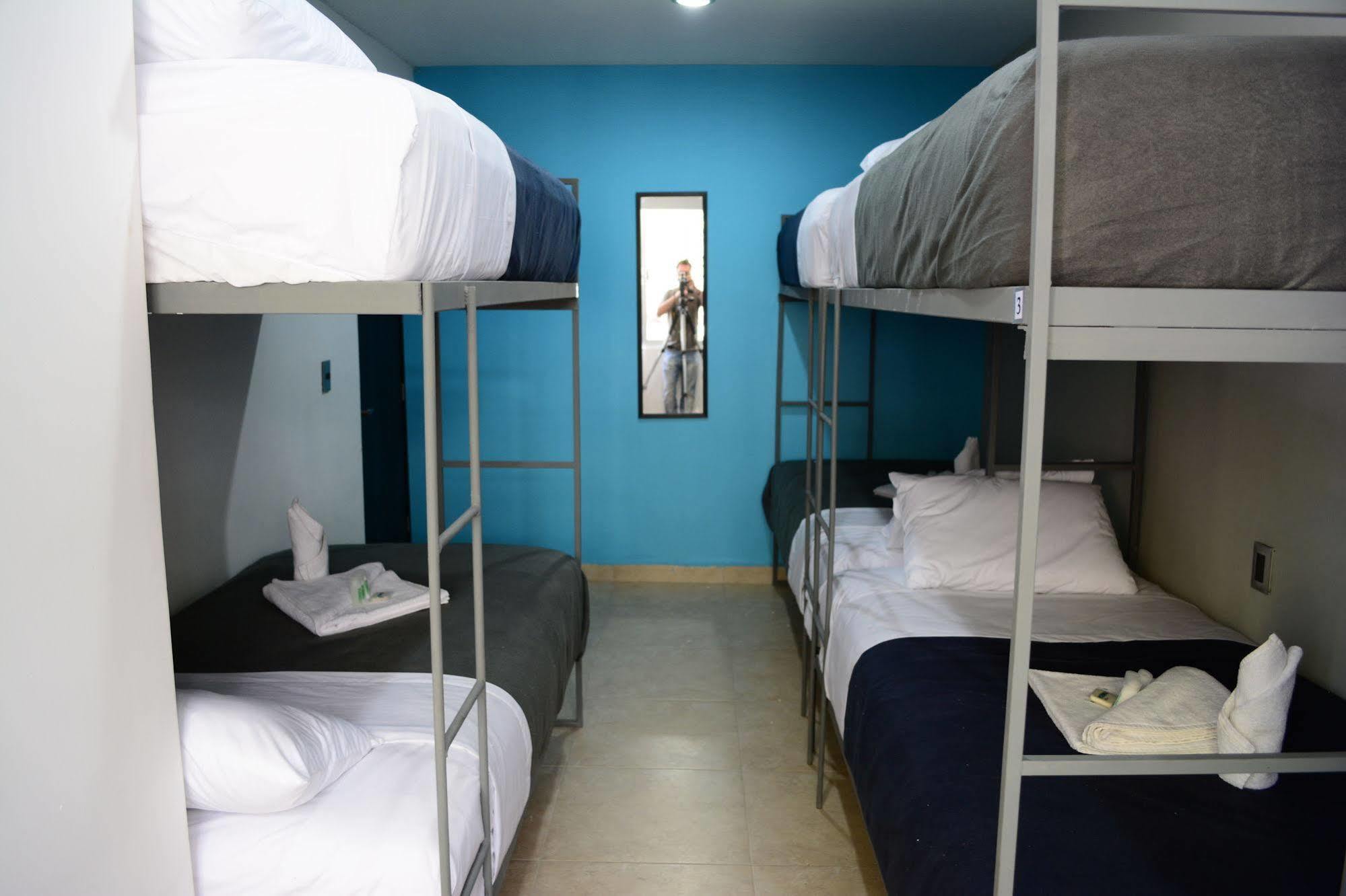 Hostal Be Condesa เม็กซิโกซิตี้ ภายนอก รูปภาพ