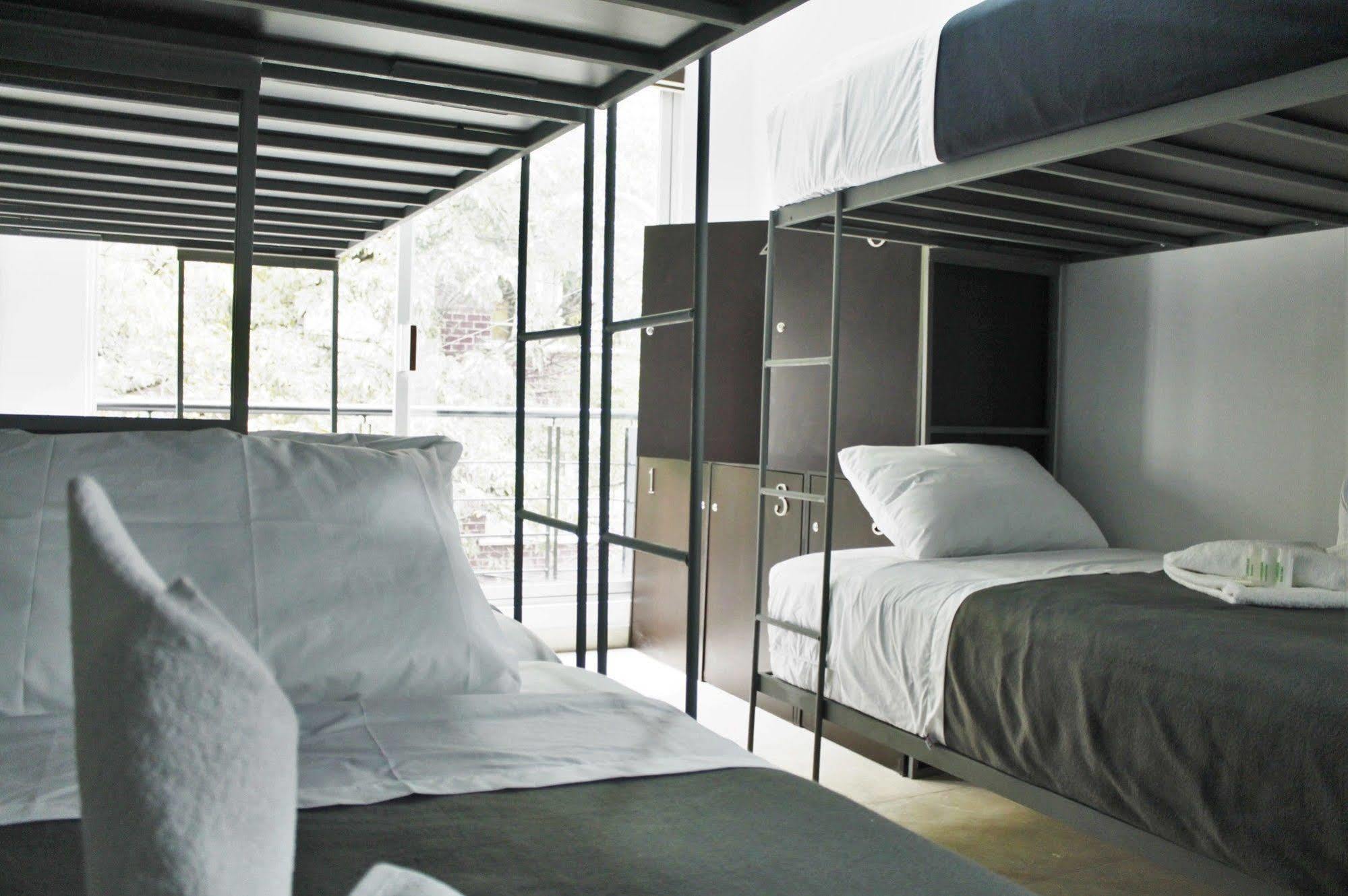 Hostal Be Condesa เม็กซิโกซิตี้ ภายนอก รูปภาพ