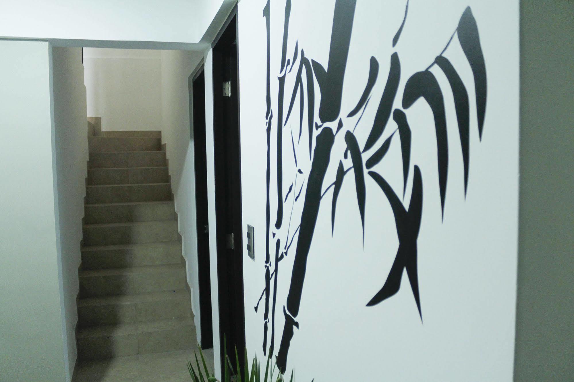 Hostal Be Condesa เม็กซิโกซิตี้ ภายนอก รูปภาพ